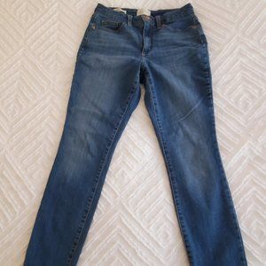 Universal Thread Cropped Jean, Size 8 Light Wash
